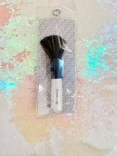 Load image into Gallery viewer, Travel Makeup Powder Brush
